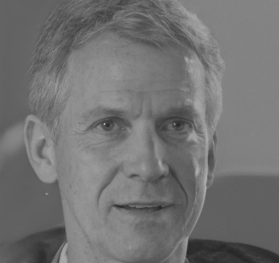 Michael Schneider
